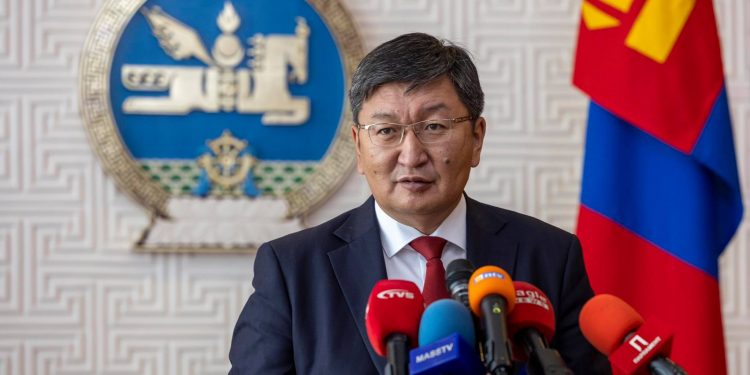 Я.Содбаатар: Орос, Монголын хилд 29 боомт байсныг 13-аар цөөлж, цаашид 16 боомтоор үйл ажиллагаа явуулах гэж байгаа