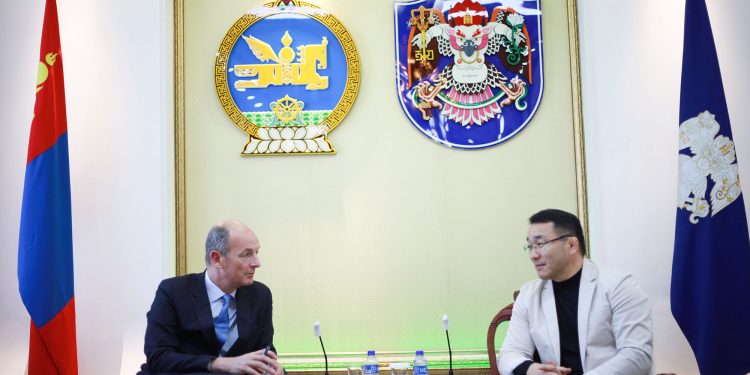 Хотын дарга Европын сэргээн босголт, хөгжлийн банкны дэд ерөнхийлөгчийг хүлээн авч уулзлаа