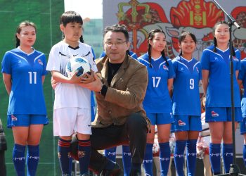 Нийтийн биеийн тамир сууриасаа зөв хөгжих ёстой