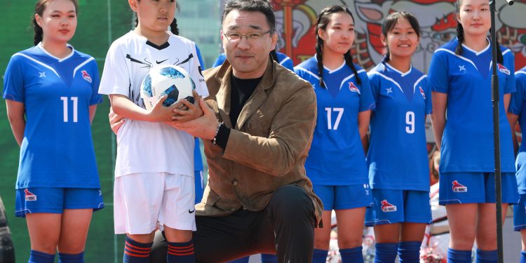 Нийтийн биеийн тамир сууриасаа зөв хөгжих ёстой