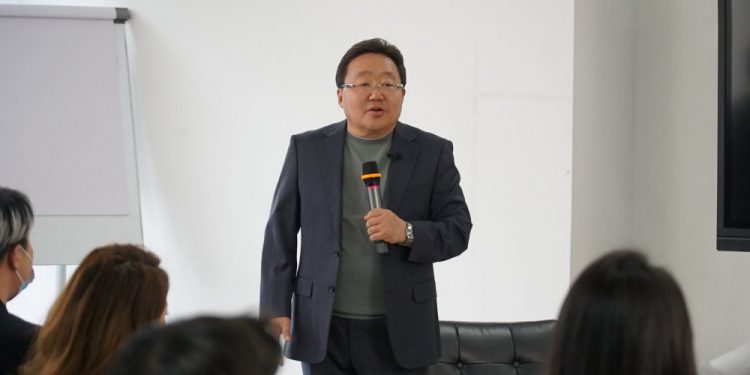 Ц.Элбэгдорж: БИ ПУТИНТЭЙ 32 УДАА УУЛЗСАН