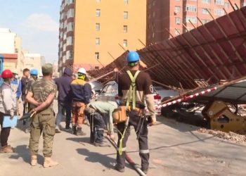 НМХГ: Зөвшөөрлийн гэрчилгээтэй, ХНХЯ-ны захиалгаар барилга буулгаж байсан компанид ХАБ-ыг хангах зааварчилгаа өгсөн