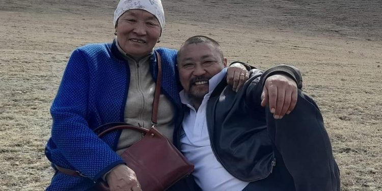 Ээж амьтай Ц.Цэрэнболд