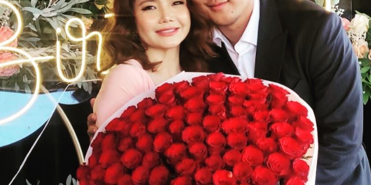 Ч.Ундрал төрсөн өдрөө тэмдэглэж байна