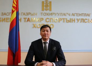 Ц.Шаравжамц: Ноосоо тушаачихлаа гэдэг билүү? Зургадугаар сарын 1-нээс өөрийн хүсэлтээр ажлаа өглөө