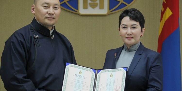 Б.Амарсайхан: Дэлхийн 35 орны жүжигчдээс шалгарч, Нетфликсийн “Марко поло” цувралд Аригбөхийн дүрд тоглосон