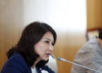 УИХ-ын гишүүн Б.Баярсайхан ЭМ-ийн сайд С.Энхболдоос хоолны 60 сая төгрөг нэхэж уурласан уу?