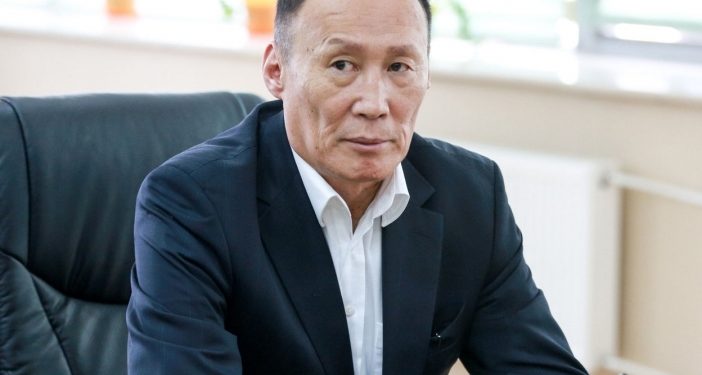 Б.Жаргалсайхан: Монголд ажил хийдэг хүн алга. Залуучууд нь бүгд архичин, тамхичин, шоучин боллоо