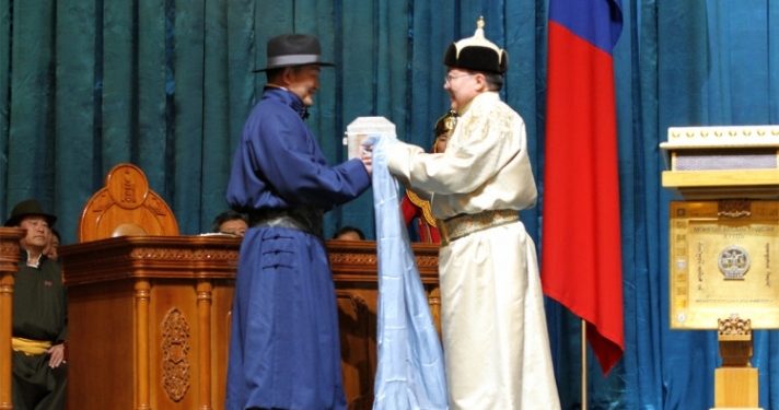 Ц.Элбэгдорж, Х.Баттулга хоёр уулзжээ
