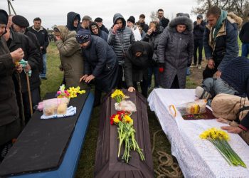 Баялгийн хараал Украин дээр унасан нь энэ юм болов уу?