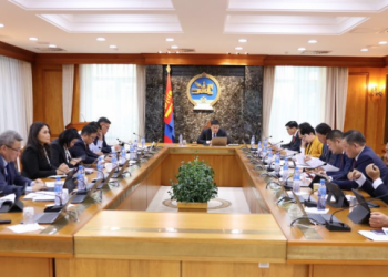 Б.Жавхлан: “Эрдэнэт үйлдвэр”-ийг 100 хувь Монгол Улсын өмч болгох ажил урагшилж байна