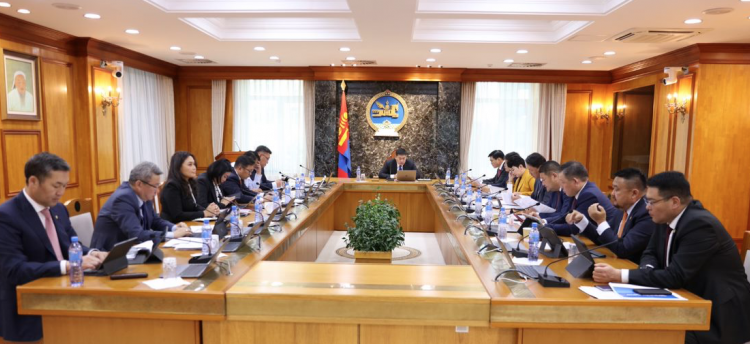 Б.Жавхлан: “Эрдэнэт үйлдвэр”-ийг 100 хувь Монгол Улсын өмч болгох ажил урагшилж байна