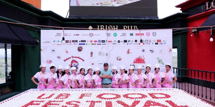 Өнөөдөр төв талбайд болох “Улаанбаатар үндэсний хоолны өндөрлөг”-ийн хөтөлбөр