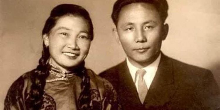 А.Даариймаа: Хань минь талх барьж, би дээл оёж зардаг байлаа