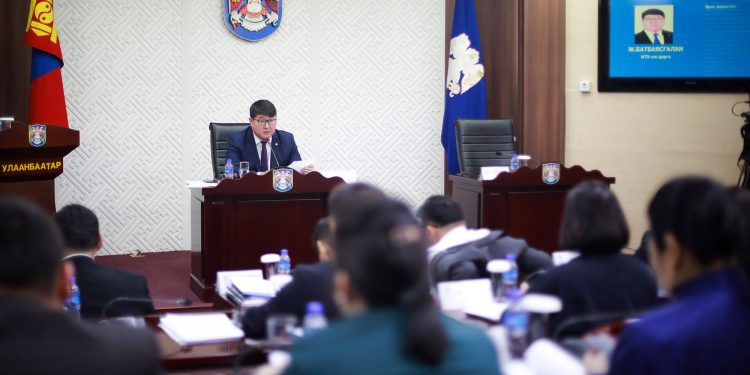 Нийслэлийн 2023 оны төсвийг баталлаа