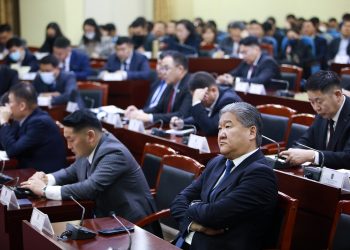 Нийслэлийн нутгийн захиргааны байгууллагууд төсвийн мөнгөөр шинэ жил тэмдэглэхгүй