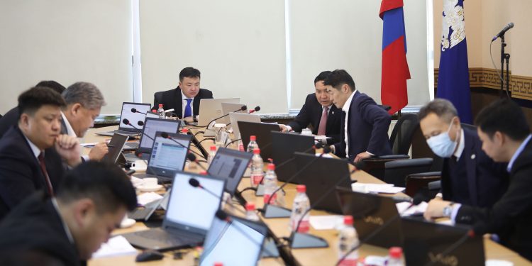 Нийслэлийн нутаг дэвсгэрт барилга барих үйл ажиллагааны журмын төслийг хэлэлцлээ