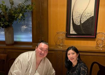 М.Даваажаргалын зодог тайлах ёслолын VIP тасалбарын үнэ 5 сая иен