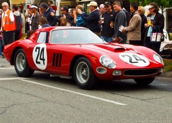 Дэлхийн шилдэг машин цуглуулагчийг Брунейн Султан 7000 машинтайгаар тэргүүлдэг