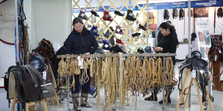 “Амар байна уу 2023” үзэсгэлэнд 1000 гаруй жижиг, дунд бизнес эрхлэгч түрээс төлөхгүй оролцож байна