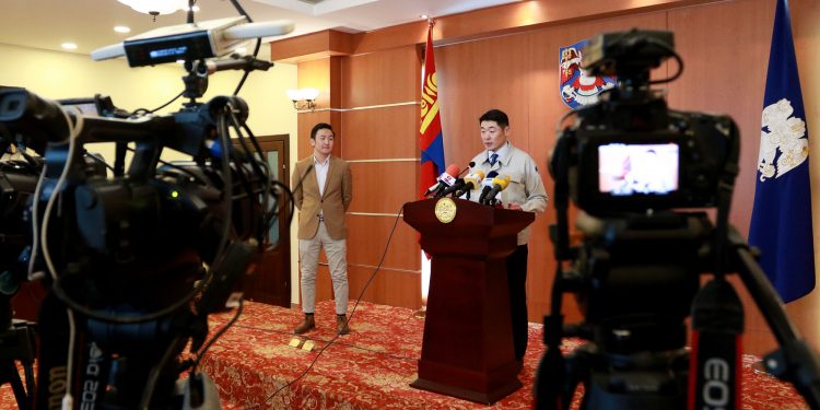 Нийслэлд орж ирсэн малыг 10 маршрутын дагуу тууж гаргаж байна