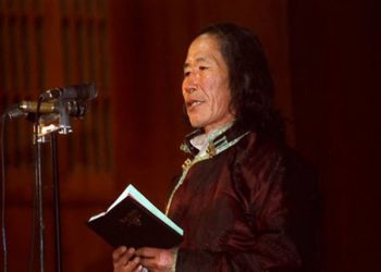 НЯМСҮРЭН БА “БОЛОР ЦОМ”-ЫН ДУУЛЬ