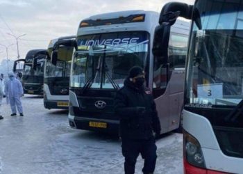 Замын-Үүдээс Эрээн рүү 10 минут тутамд автобус явж байна