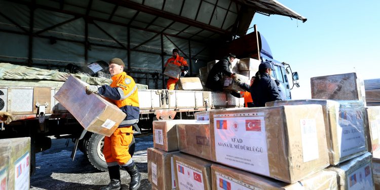 Туркийн ард түмэнд 35 гэр, 15 майхан хандивлалаа