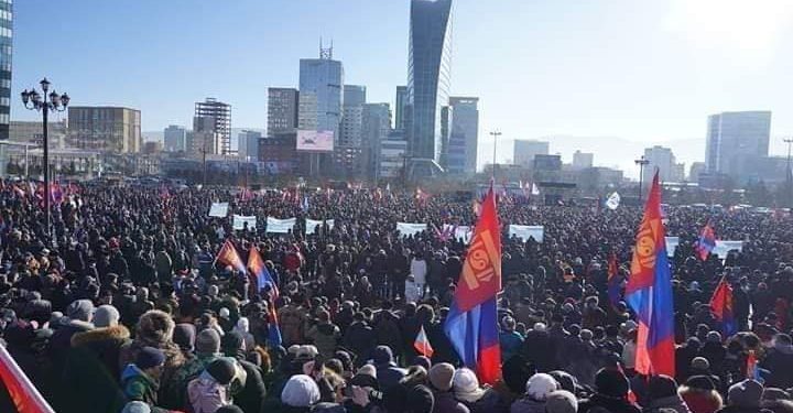 “АРД ТҮМЭН” БОЛ НОХОЙД БАРЬДАГ МОД