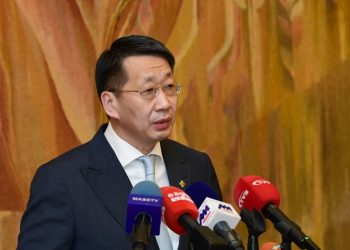 Манай улсад хувийн, төрийн, хот, хөдөөгийн сургуулийн ялгаа тэнгэр газар шиг болсон