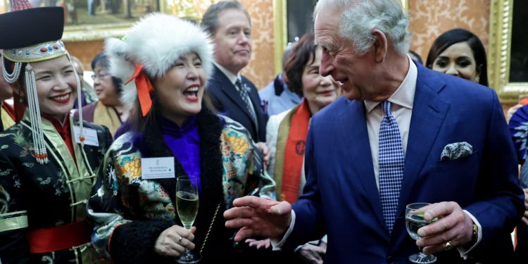 Их Британи, Умард Ирландын нэгдсэн вант улсын хаан III Чарльз Монгол бүсгүйчүүдтэй уулзав