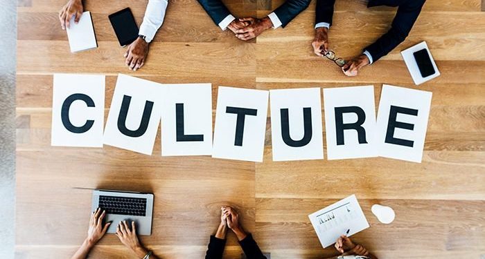 БИДЭНД БАЙХГҮЙ СОЁЛ II /Мэндлэе, хүндлэе, хайрлая!/