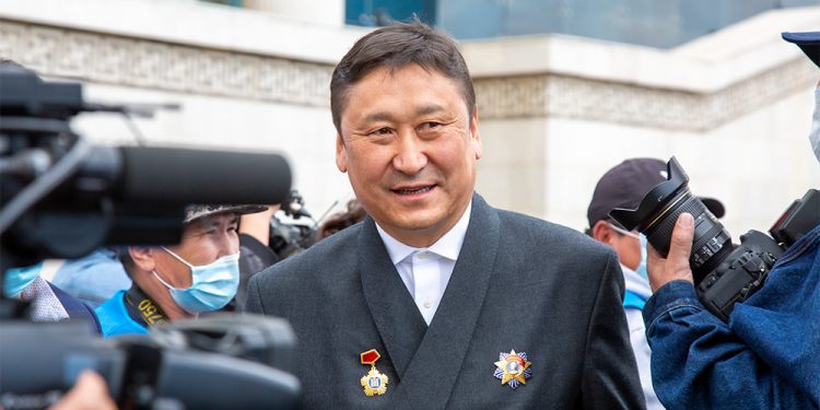 “Говь” ХК нийт 5 удаа болон хамаарал бүхий “Дулаан гэр” компаниар дамжуулан 31.2 тэрбум төгрөг авчээ