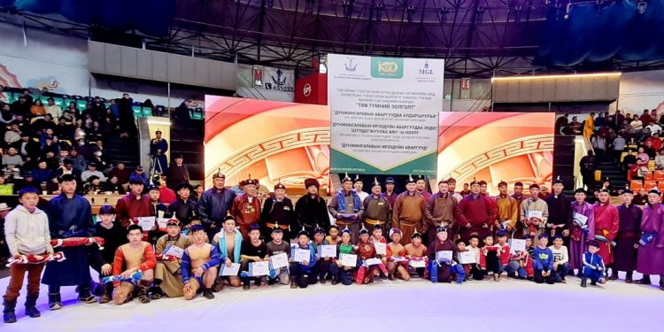 Төв аймгийн харъяат 6-18 насны бүх эрэгтэй хүүхдийг зодог, шуудагжуулах аян эхэллээ