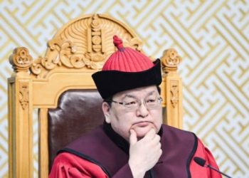 Ёс зүйн ДЕЛО: УИХ-ын дарга аа! “Өгзөг базагч” Д.Одбаяр Үндсэн хуулийн Цэцэд “ялзарлаа”