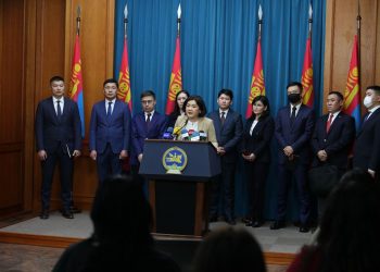 Б.Солонгоо: Шүгэл үлээх нь авлигатай тэмцэх ажиллагааны үр дүнд маш том хувь нэмэр болно