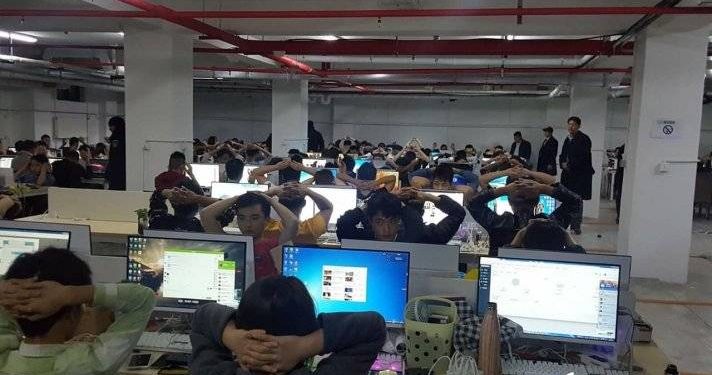 Цахим залилангийн хятад бүлгийн толгойлогч 3,4 тэрбум төгрөгийн ашгаараа 4 “Лексус-570”,”Ланд-200” машин худалдан авчээ