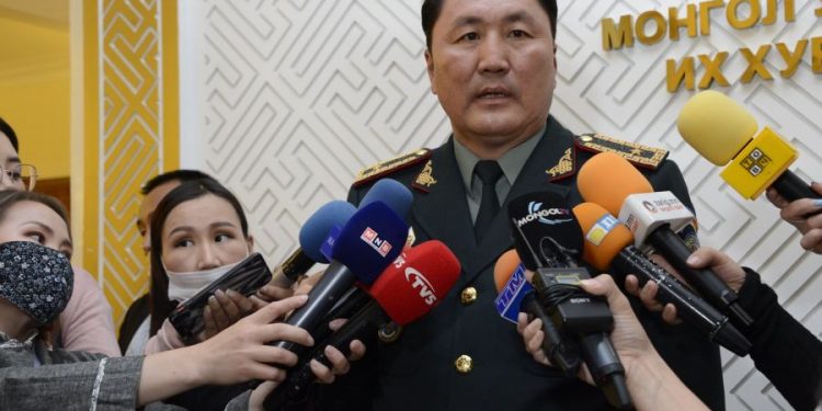 Г.Сайханбаяр: Жагсаалд Батлан хамгаалах яам дэмжлэг үзүүлээгүй