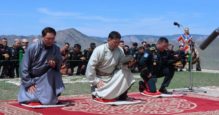 Бүх цэргийн их хар сүлдийг цэнгүүлэн тайх ёслол боллоо