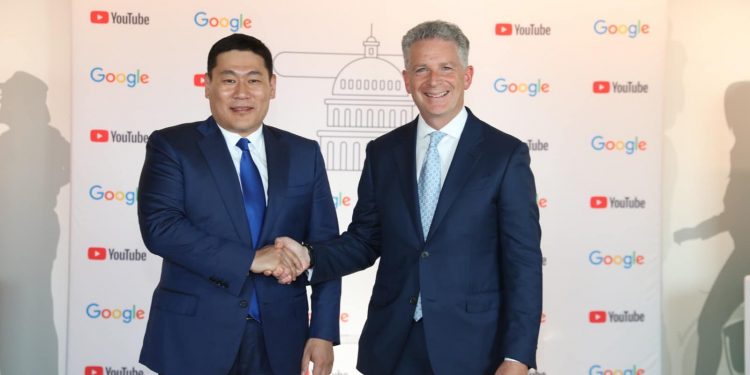 “Google” компани Монгол Улсад 10,000 багш, 1000 инженер бэлтгэхээр боллоо
