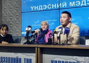 Шүүгч Б.Дэнсмаа: Шүүгдэгч Д-д холбогдох хэргийг хэрэгсэхгүй болгож, цагаадсан нь хууль зөрчсөн