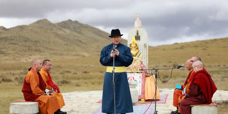 Улаанбаатар хотын анхны шав тавьсан газарт хүндэтгэл үзүүлэв