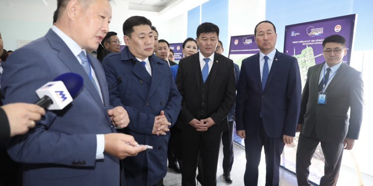 Дорнод аймаг боомтын боймыг тайлж, экспортын гарц нэмэгдүүлэх төслүүдээ Ерөнхий сайдад танилцууллаа