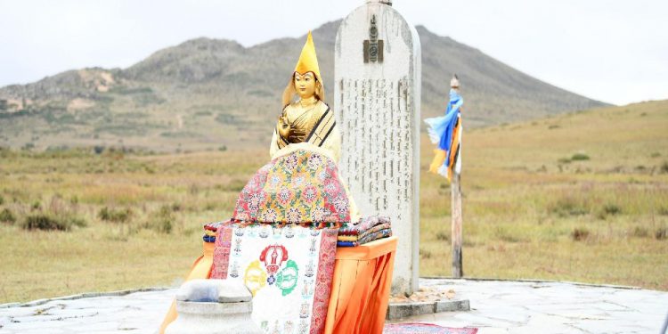 НҮҮДЭГ ШАР ХОТООС, СУУДАГ УЛААН ХОТ ХҮРТЭЛ