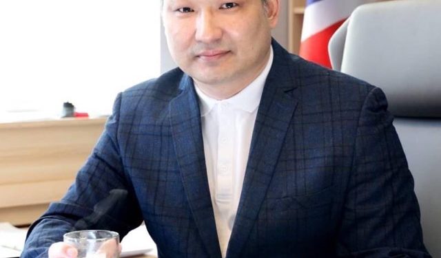 АН-ын гишүүн Ламжавын УРТНАСАН: АРДЧИЛСАН НАМ ИРГЭДЭД ТӨРИЙН ӨМЧ, 400 КОМПАНИ, 40 ОРЧИМ СТРАТЕГИЙН ОРДЫГ “АЛТАН ХУВЬ” ХЭЛБЭРЭЭР ӨМЧЛҮҮЛЖ, ЖИЛ БҮР НОГДОЛ АШИГ ХУВААРИЛНА