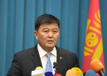 Импортын татварыг 20 хувь хүртэл нэмэгдүүлэх асуудлыг үечилнэ