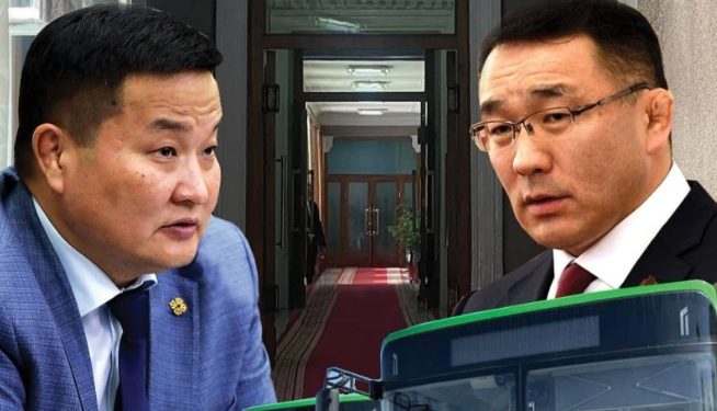 Нүүрсний сонсголын ард нуугдсан ногоон автобусныхан