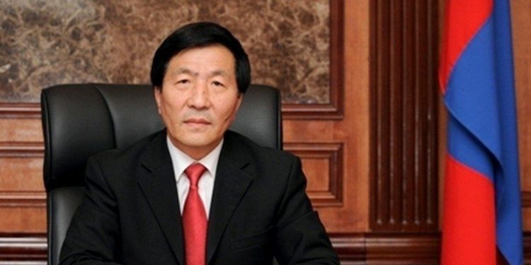 “Тавантолгой түлш”-ийн 19 тэрбумын шуудайны тендерийн ард Т.Бадамжунай “нуугдсан” уу?