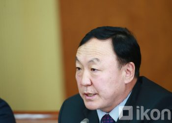 Хөтөлийн “Цемент шохой” компанийг УИХ-ын гишүүн асан Л.Элдэв-Очир удирдаж байна