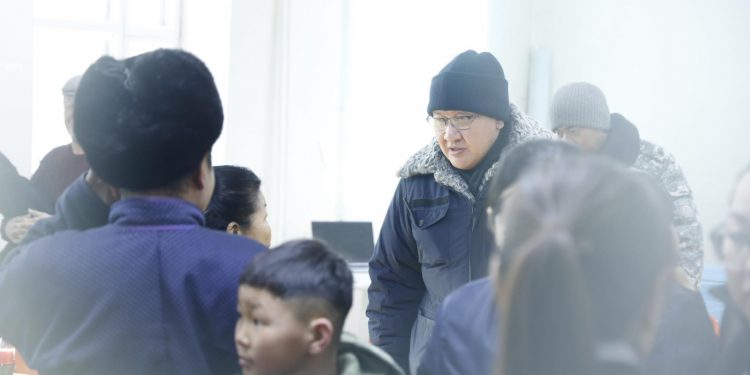 Сангийн сайд Б.Жавхлангаар ахлуулсан шуурхай бүлэг Төв аймагт ажиллалаа